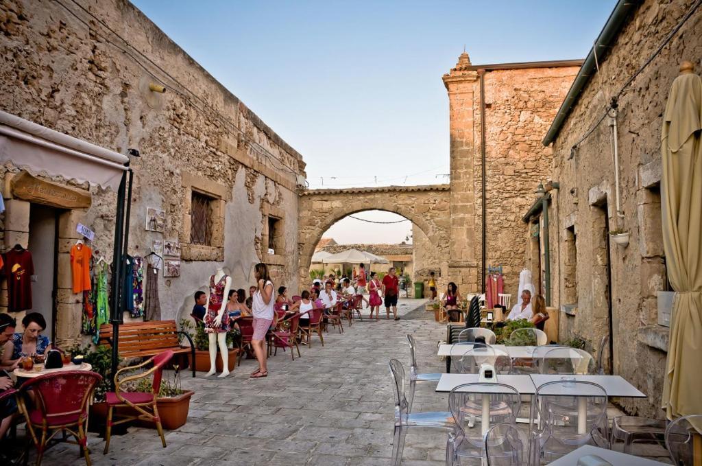 فيلا Casale Hibiscus سانتا ماريا ديل فوكالو المظهر الخارجي الصورة