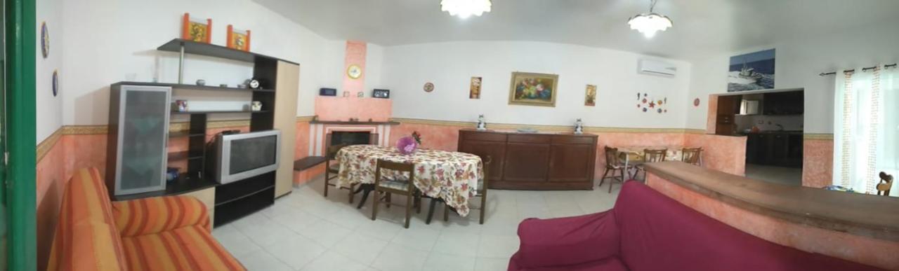 فيلا Casale Hibiscus سانتا ماريا ديل فوكالو المظهر الخارجي الصورة