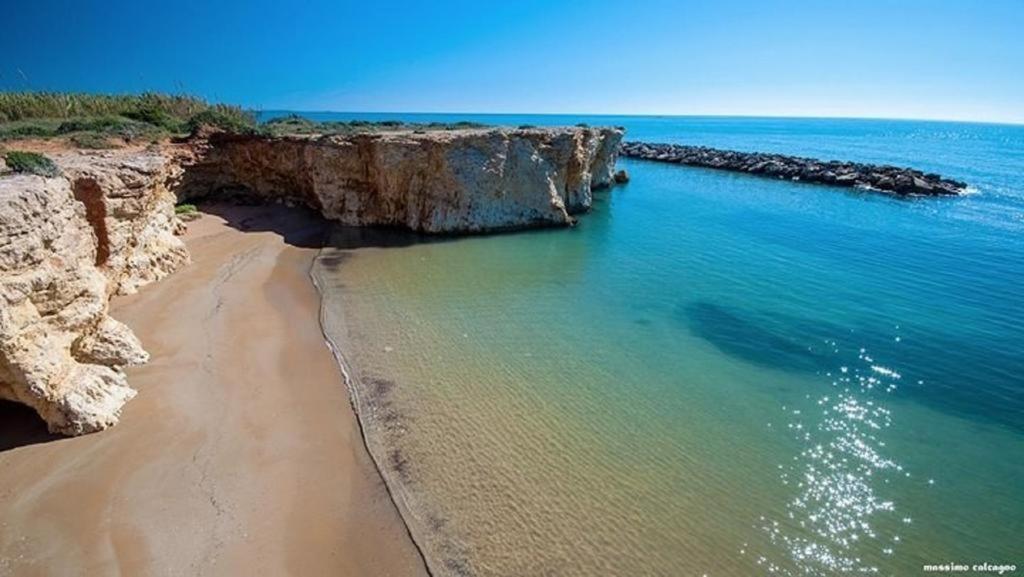 فيلا Casale Hibiscus سانتا ماريا ديل فوكالو المظهر الخارجي الصورة